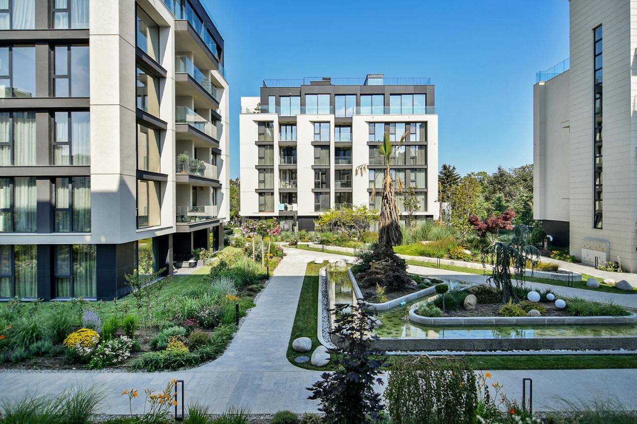 Sea Flats With Parking And Pool In Azur Residence Saints Constantine and Helena Esterno foto