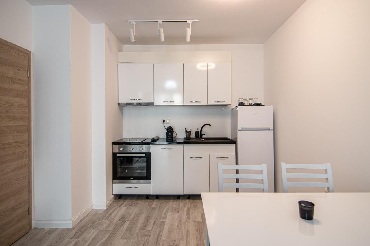 Sea Flats With Parking And Pool In Azur Residence Saints Constantine and Helena Esterno foto