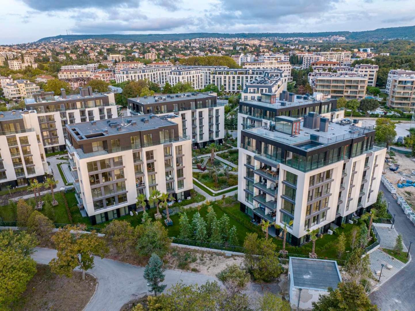 Sea Flats With Parking And Pool In Azur Residence Saints Constantine and Helena Esterno foto