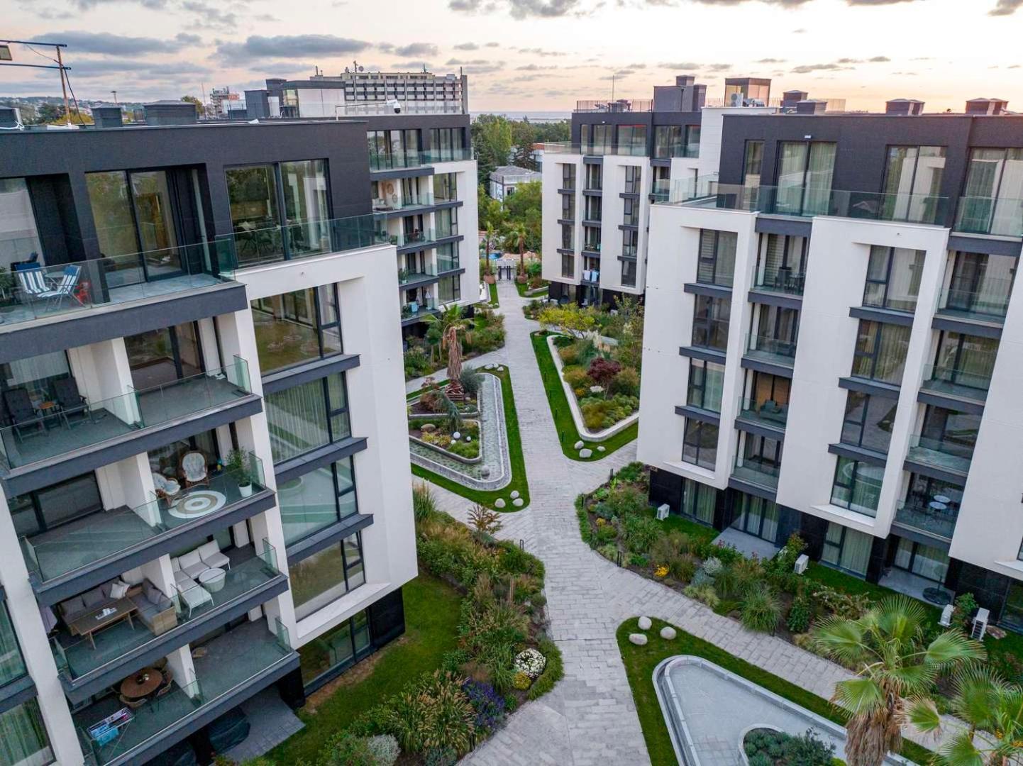 Sea Flats With Parking And Pool In Azur Residence Saints Constantine and Helena Esterno foto